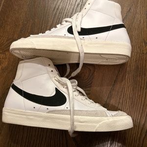 Nike blazer
